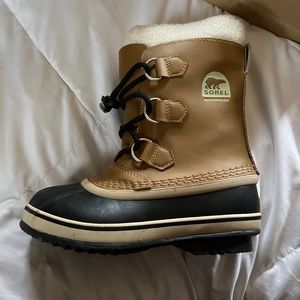 Sorel youth boots